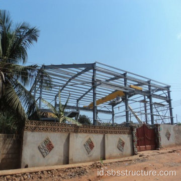 Gudang Struktur Baja di Ghana